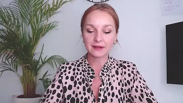 AliciaDesire online show from 09-16-25, 01:01