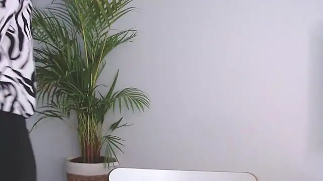 AliciaDesire online show from 10-17-25, 05:55