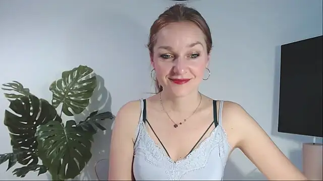 AliciaDesire online show from 03-11-26, 06:29