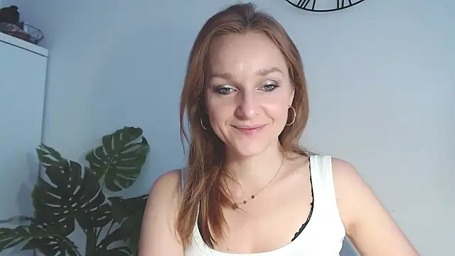 AliciaDesire online show from 03-18-26, 06:49