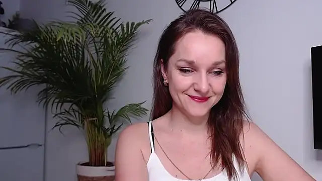 AliciaDesire online show from 01-20-25, 07:58