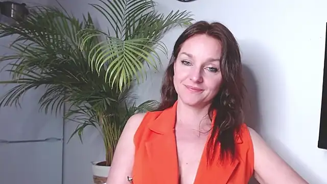 AliciaDesire online show from 03-10-25, 06:12