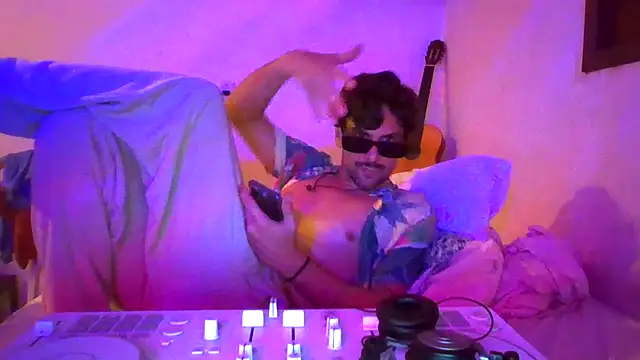 couplemilk online show from 02-03-26, 01:38