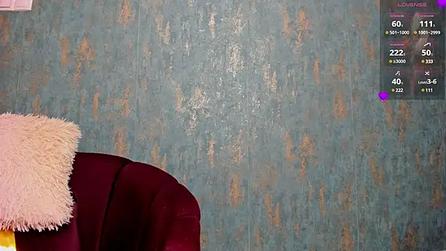 Jessy Sinn online show from 12-26-24, 06:09