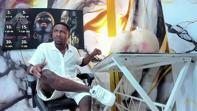 Thomas shelbys online show from 12-19-25, 03:32