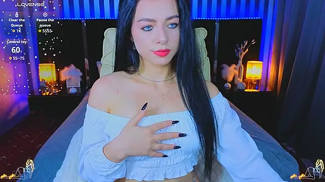 KitnissKiss online show from 11-22-25, 07:07