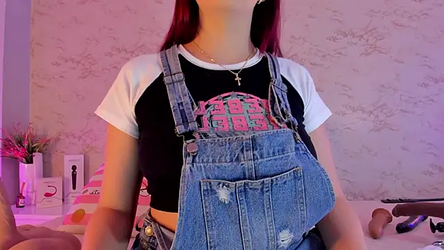 Hannablazze online show from 02-13-25, 02:12