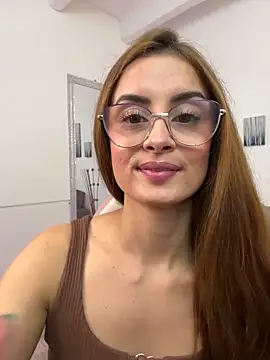 MiaaLoren online show from 01-18-26, 05:05