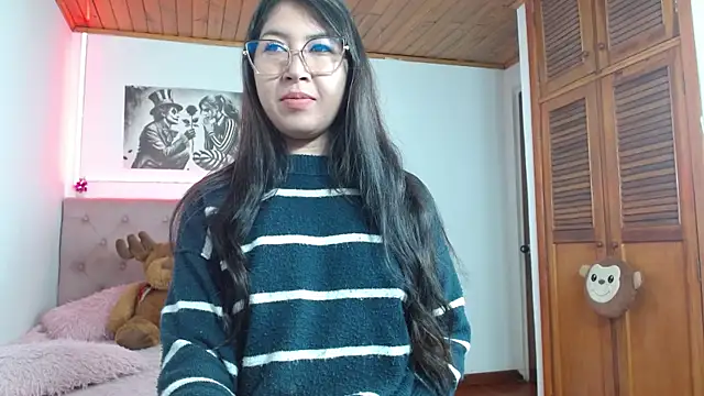 Snapshot of tifanny-squirt chatting on 10-10-25, 01:45 tifanny-squirt online show from 10-10-25, 01:45