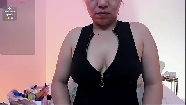 Sofia Walke1 online show from 03-04-26, 09:00