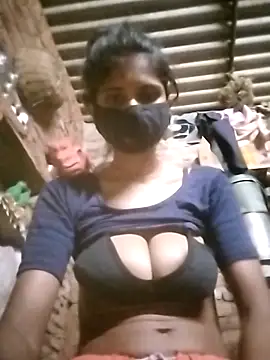 Snapshot of Ritu-0143 chatting on 05-21-26, 10:51 Ritu-0143 online show from 05-21-26, 10:51