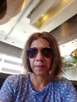 Lunababymylove online show from 03-08-25, 05:22