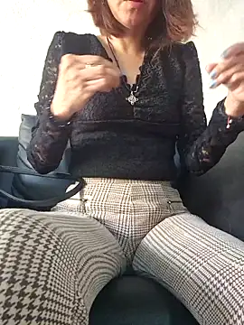 Lunababymylove online show from 09-24-25, 06:47