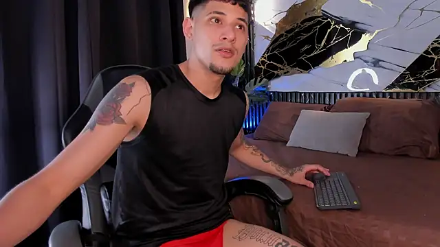 kyle smithxx online show from 01-17-26, 04:49