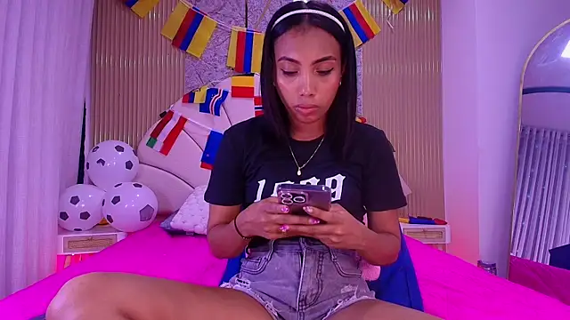 nata luna online show from 06-25-26, 07:19