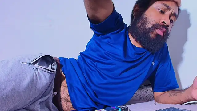 KaelMoreau online show from 04-15-26, 12:32