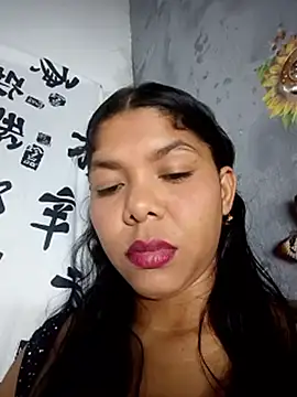 Snapshot of DIORA_Latina chatting on 05-29-26, 03:56 DIORA Latina online show from 05-29-26, 03:56