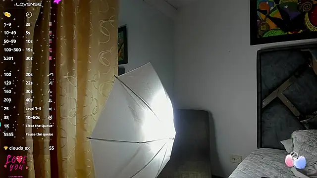 Vahiolet smith online show from 10-26-25, 03:40