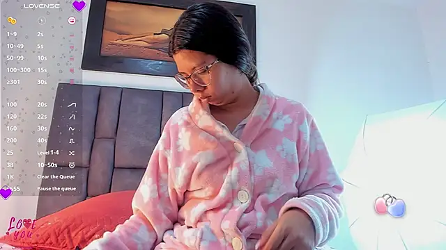 Vahiolet smith online show from 02-27-26, 03:18