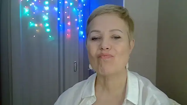 Madam-Madam online show from 12-18-24, 01:15