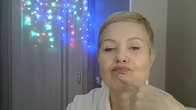 Madam-Madam online show from 12-17-24, 02:23
