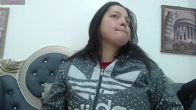 KataleyaStiward online show from 01-06-26, 01:26