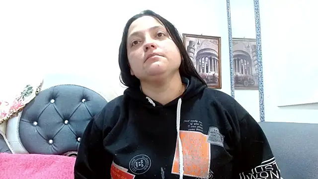 KataleyaStiward online show from 06-30-26, 04:18