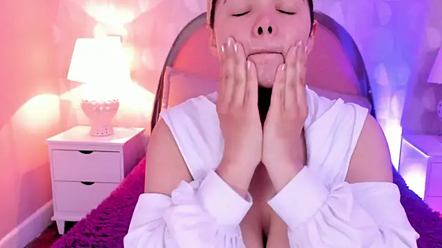 angeline teen online show from 06-24-26, 12:15