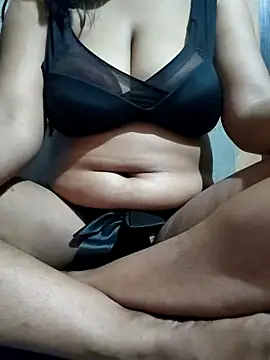 Banee bunnyLIVE online show from 03-23-26, 08:41