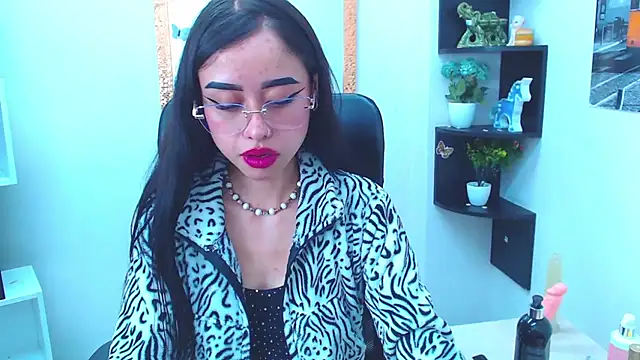 Snapshot of AnnySweett_ chatting on 03-03-25, 03:54 AnnySweett online show from 03-03-25, 03:54
