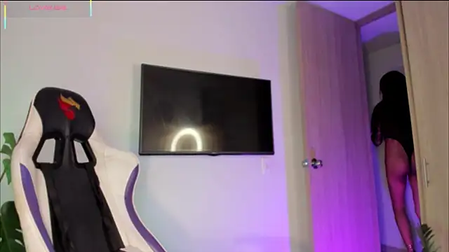  Miss Anna  online show from 03-19-26, 06:02