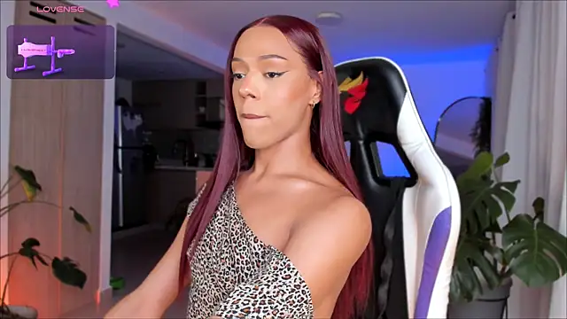  Miss Anna  online show from 03-25-26, 05:29