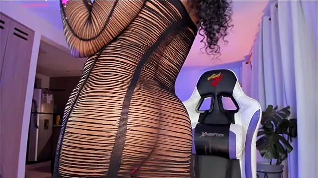  Miss Anna  online show from 04-12-26, 09:34