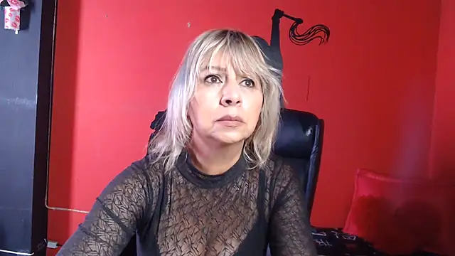 KLOE PIELL online show from 05-30-26, 03:28