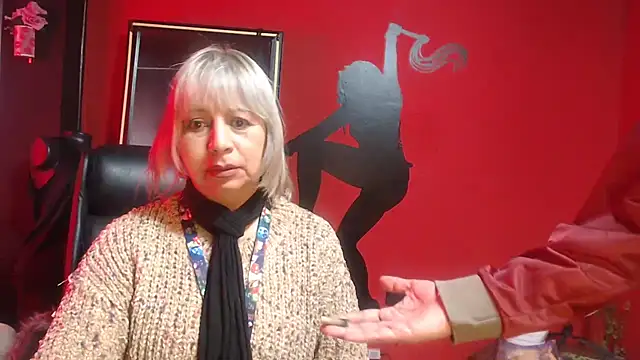 KLOE PIELL online show from 12-13-25, 08:04