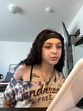 exoticmisfitt online show from 01-31-26, 08:51