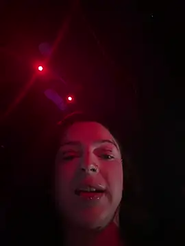 exoticmisfitt online show from 04-14-26, 10:26