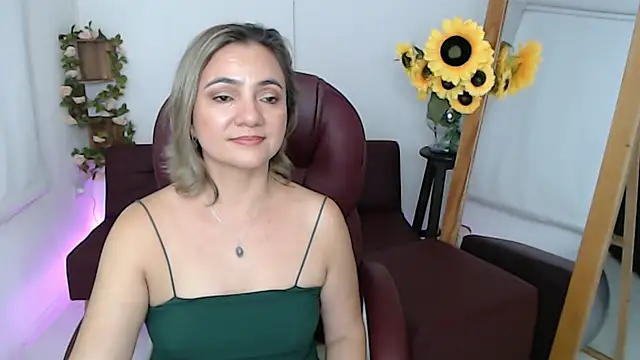 Ghada milf online show from 07-20-26, 11:40