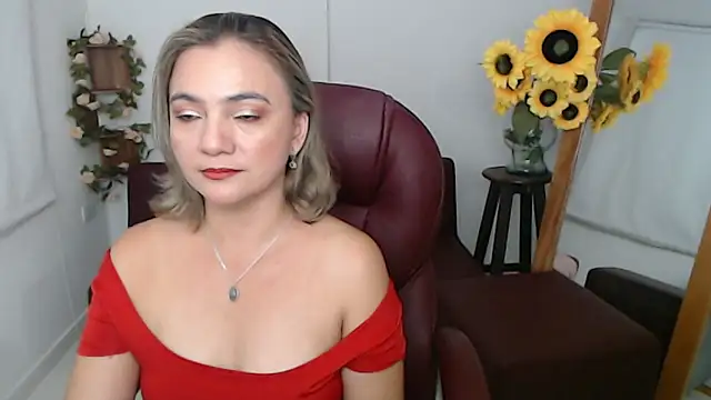 Ghada milf online show from 06-12-26, 10:29