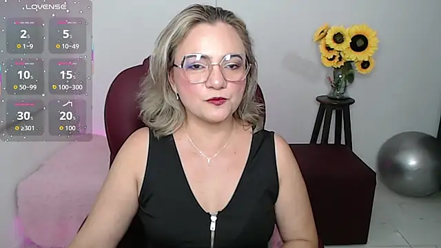 Ghada milf online show from 02-16-26, 10:51