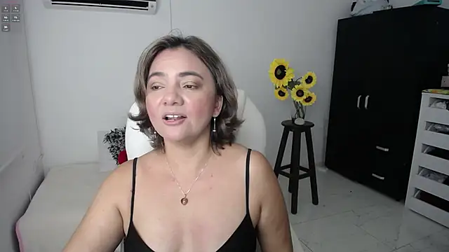 Ghada milf online show from 03-14-25, 11:34