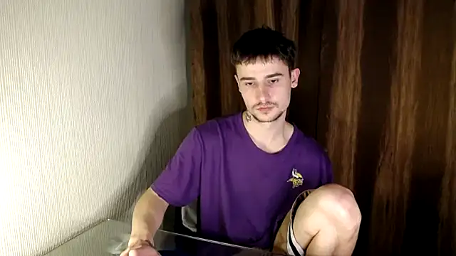 Snapshot of Mike_severi2 chatting on 03-03-25, 04:05 Mike severi2 online show from 03-03-25, 04:05