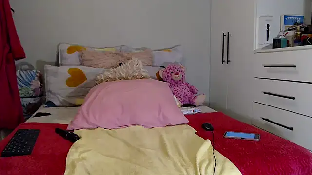 Amberbela online show from 10-14-25, 03:34