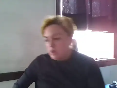 Snapshot of Parolita chatting on 08-05-26, 05:29 Parolita online show from 08-05-26, 05:29