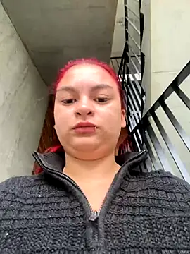 MiaLujan  online show from 11-16-25, 12:54