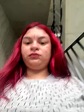 MiaLujan  online show from 11-23-25, 11:31