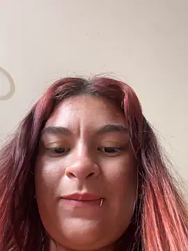 Snapshot of MiaLujan_ chatting on 02-14-25, 09:21 MiaLujan  online show from 02-14-25, 09:21