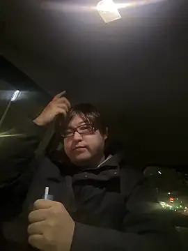 yuuki198912 online show from 01-08-26, 03:07