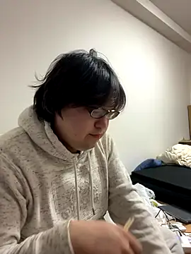 yuuki198912 online show from 01-10-26, 12:22