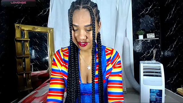 Snapshot of Hillary_queen chatting on 11-30-25, 12:28 Hillary queen online show from 11-30-25, 12:28